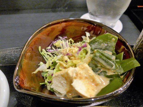 カラッと軽い食感！サブカルの聖地高円寺でいただく上品な天ぷらコース