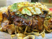 焼きそばの新境地！ 神保町で人気の焼きそば専門店「みかさ」