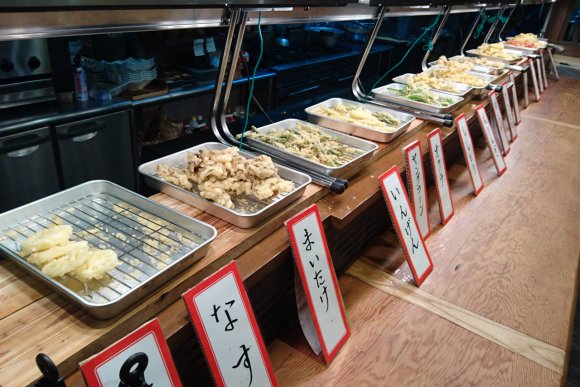 15種類の天ぷらのせ放題が800円！？今すぐ行くしかない超お得ランチ