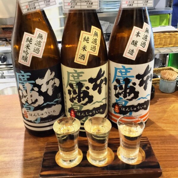 日本酒ビギナーの女性でも入りやすい空間！飲み比べもできる日本酒専門店
