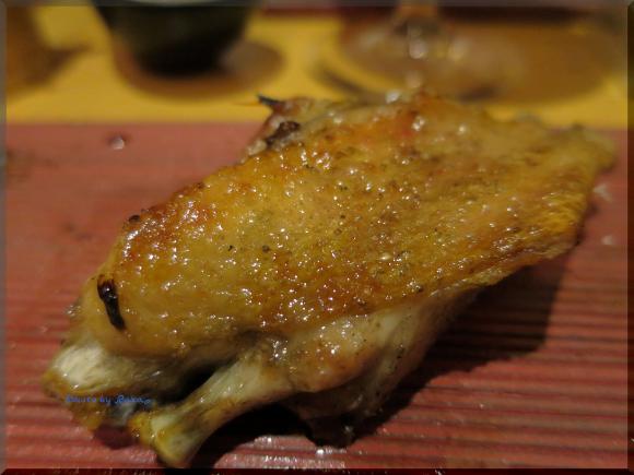 池袋：ステーキ・串焼の銘店で食す、贅沢な炭火焼ハンバーガー