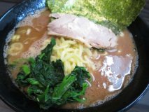 本場福岡から都内・沖縄まで！濃厚スープがクセになる豚骨ラーメン５記事