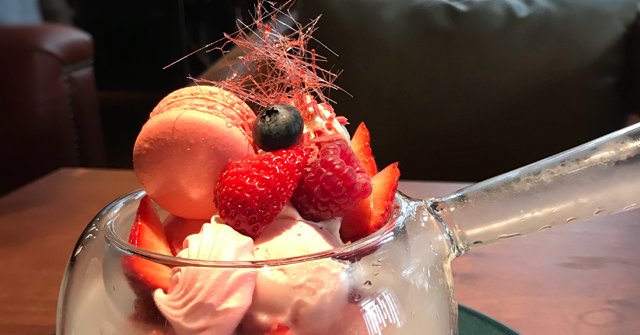 ⑰　いちごパフェ☆ 14957-188-