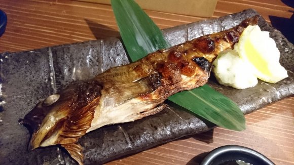 47都道府県の日本酒飲み放題！まるで「玉手箱」な魚介料理もおいしい店