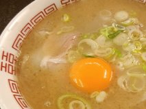 濃厚スープに柔らか麺！九州各県から訪問者を呼ぶ「佐賀ラーメン」3軒