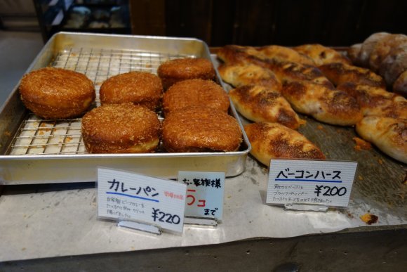 ついつい買いすぎてしまいそう！関西エリアの種類が多いパン屋さん5記事