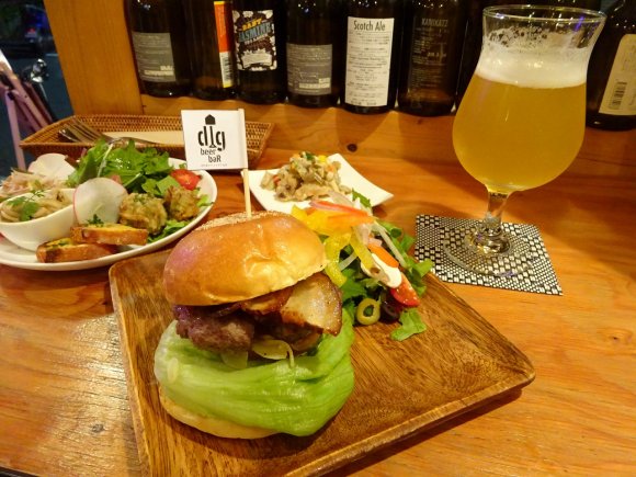 今年はハンバーガーで乾杯！クラフトビールの充実した大阪のビアバー３選