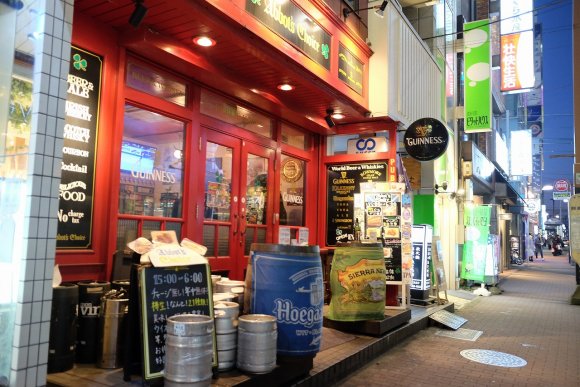 クラフトビール飲み放題＆お肉料理コースが4800円で楽しめる穴場な店