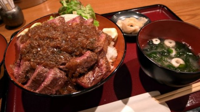 昼も夜も肉祭り＠大阪♪肉LOVERに贈る厳選記事9本！