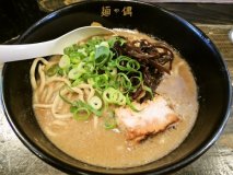 本場博多の名店も！濃厚スープに病みつきな豚骨ラーメン6記事