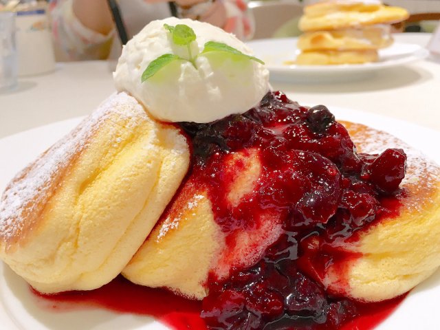 ふわしゅわの虜に 表参道で人気の 幸せのパンケーキ が渋谷にオープン メシコレ